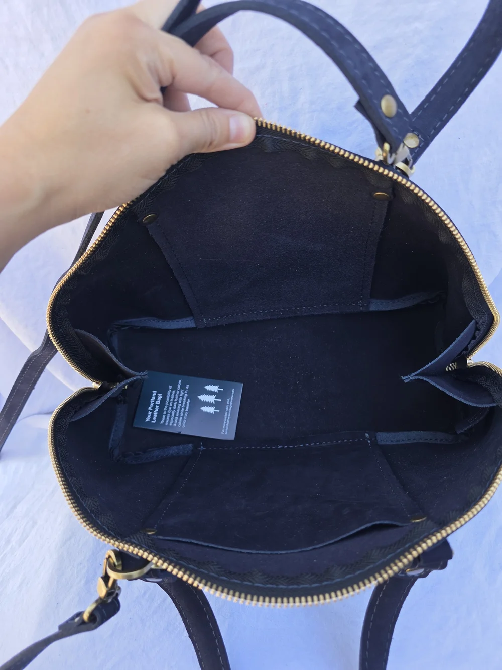 Portland Leather Small Velvet Blue Logan